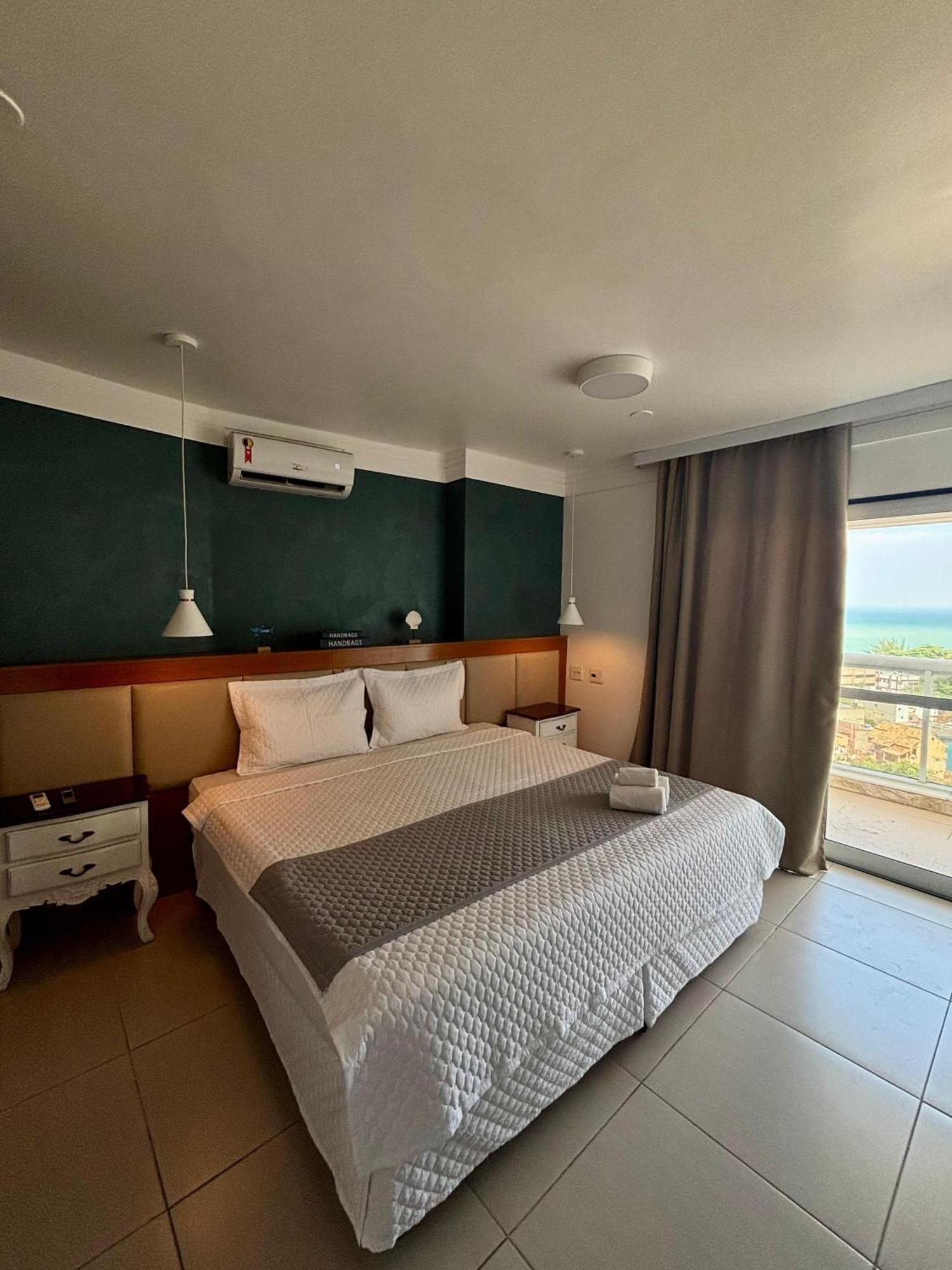 Royal Urban Macae