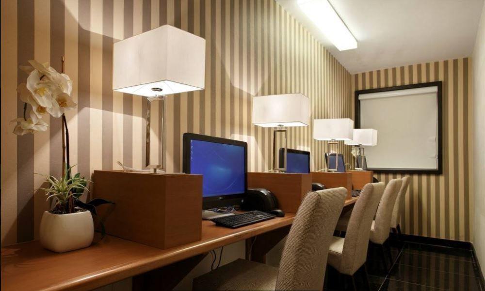 Royal Urban Hotel