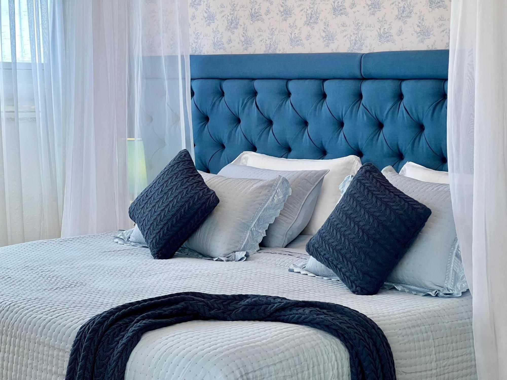 Royal Urban 4*