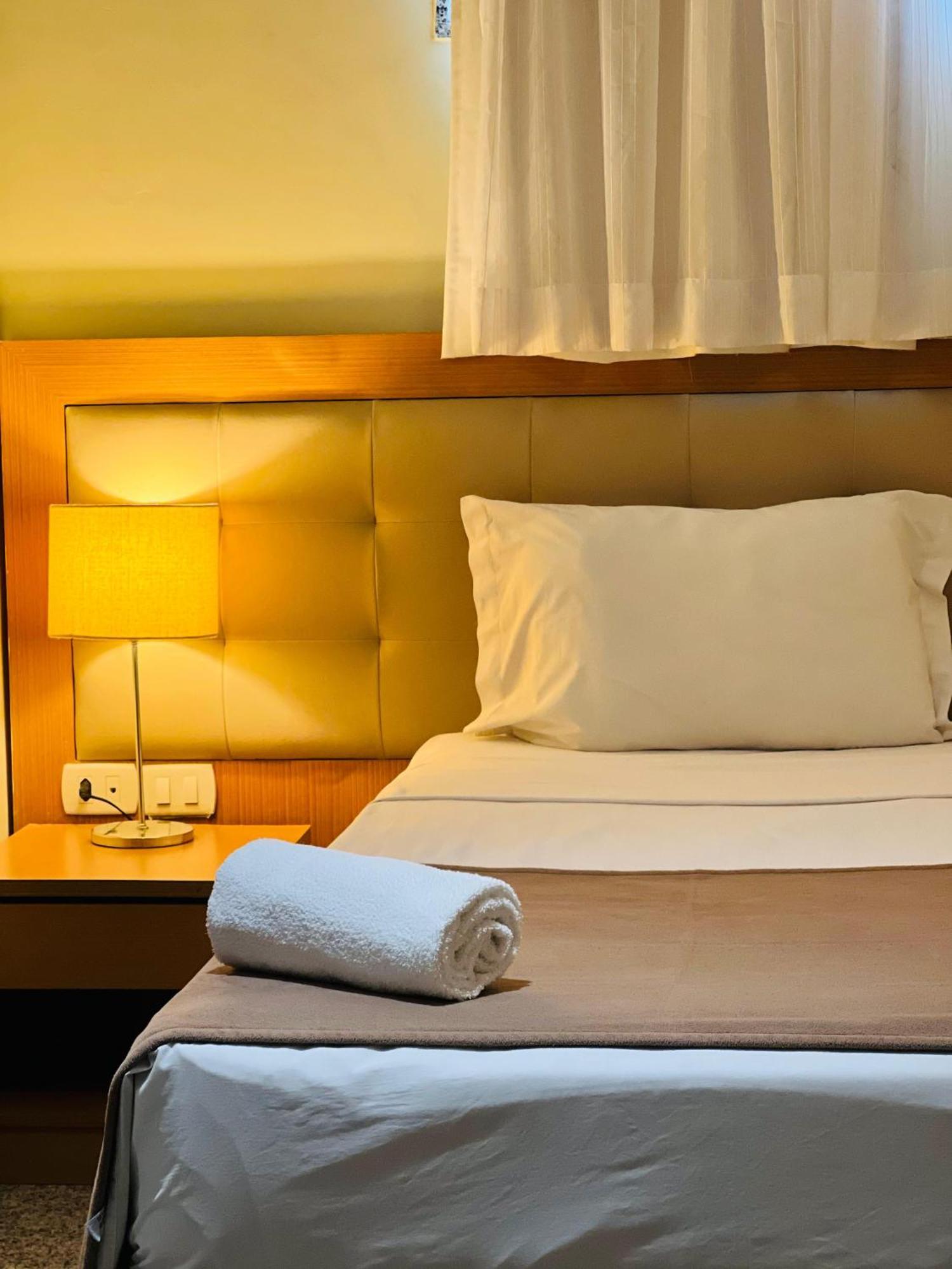 Royal Urban 4*